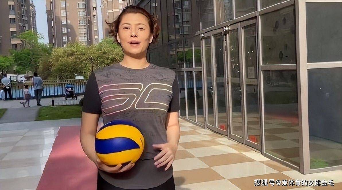 当年的面试，宋阳还历历在目，“可能包袱没怎么让老板笑，但腾哥一直在旁边给我捧场，哈哈大笑